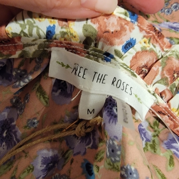 NEW Free The Roses Floral Multi Color Dress Layered Ruffles Long sleeves Size M - Picture 16 of 17